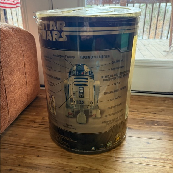 Hasbro 2002 R2D2 interactive droid - Picture 8 of 8